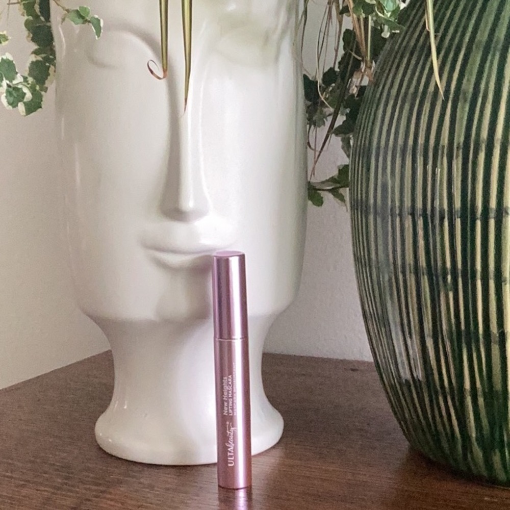 Ulta Beauty New Heights JET BLACK Lifting Mascara